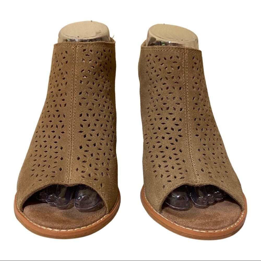 TOMS Tan Elba Suede Perforated Peep Toe Heeled Sandal - Picture 3 of 9